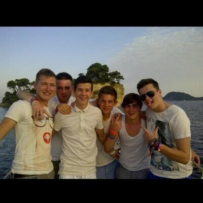 Profile Picture of Luke Regan (@LukeRegan94) on Twitter