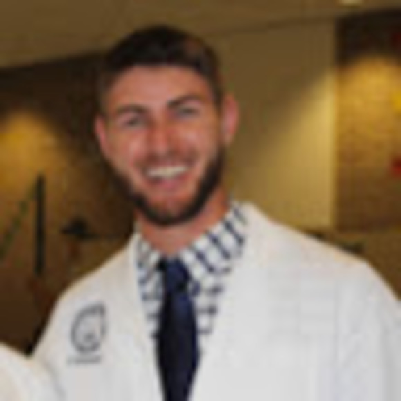 Profile Picture of Shiloh Heesch (@sheesch26) on Poshmark