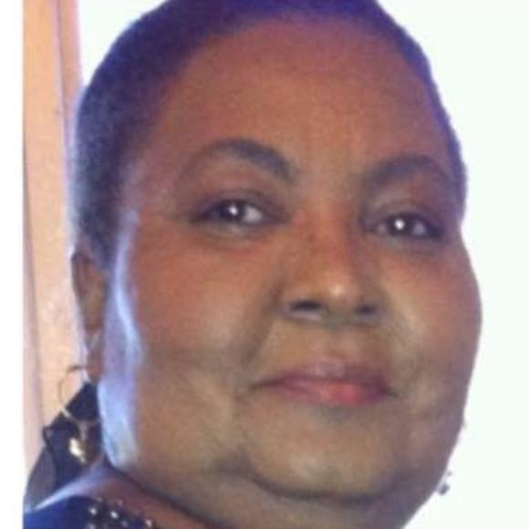 Jennifer Russell ottley - Poshmark Profile Picture of Jennifer Russell ottley (@russell223183) on Poshmark