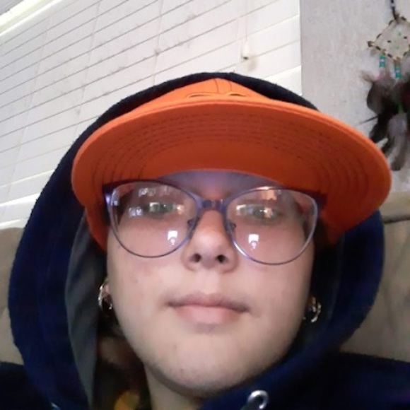 Profile Picture of Hailey Stephens (@haileystephe781) on Poshmark