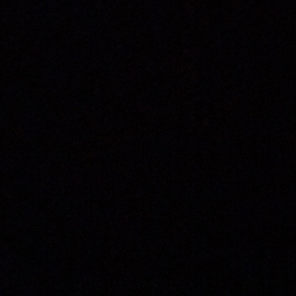 Profile Picture of Sara Zilles (@sarazilles) on Poshmark