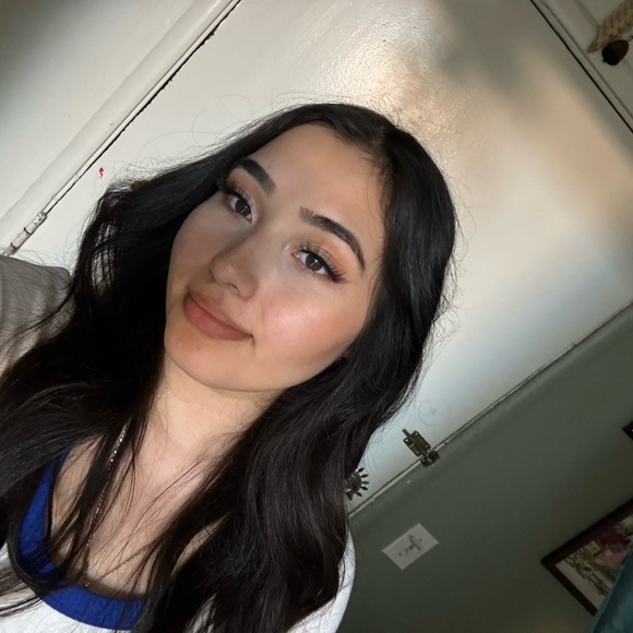 Mayra Solorio - Poshmark Profile Picture of Mayra Solorio (@mayrasolo435) on Poshmark