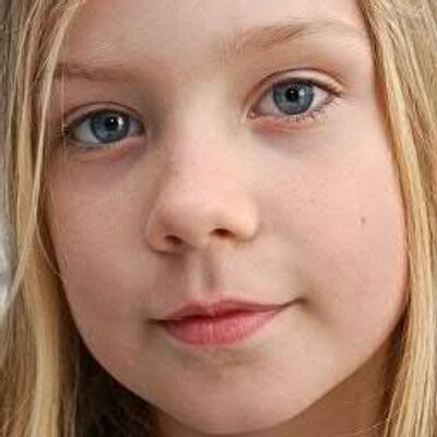 Profile Picture of Cassandra Harvey Lee (@Cassandra_HL) on Twitter