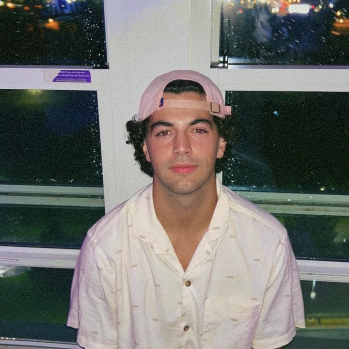 Profile Picture of Anderson. (@andrew.leso) on Tiktok
