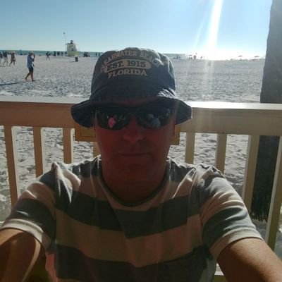 Profile Picture of Robert Wakefield (@robertwakefiel3) on Twitter