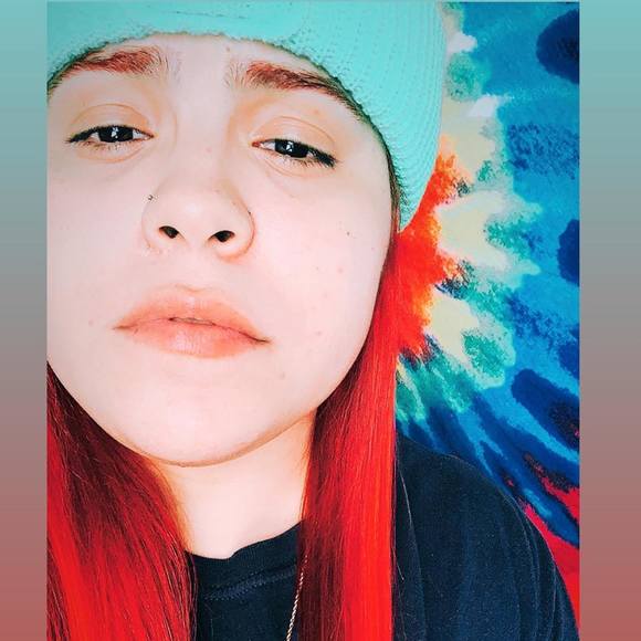 Profile Picture of Marie Cardona (@mcardona2627) on Poshmark