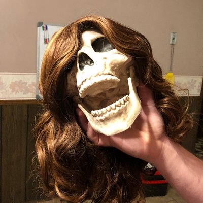 Profile Picture of Tamara Hickman (@CrazyCatWriting) on Twitter