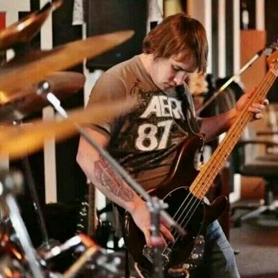 Profile Picture of Tyler Wickham (@TWicxbar) on Twitter