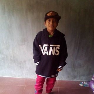 Profile Picture of Aaron Baruela (Aaron) (@aaron.baruela.5) on Facebook