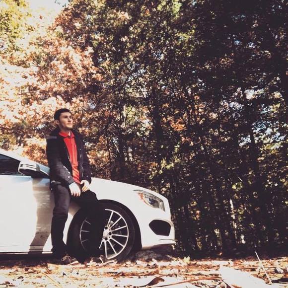 Profile Picture of Michael Kapisovsky (@mktroop23) on Poshmark