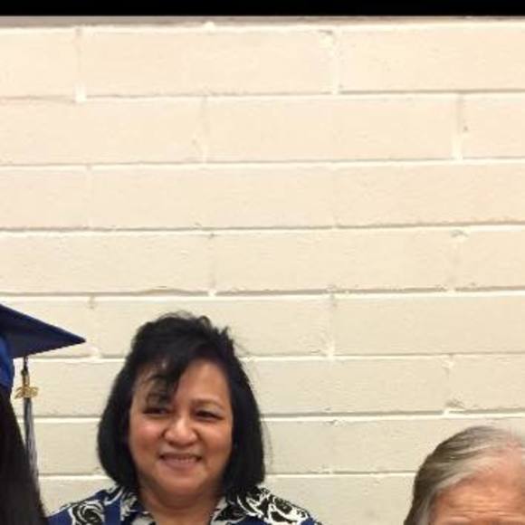 Profile Picture of Rosabelle Tongko (@atongco63) on Poshmark