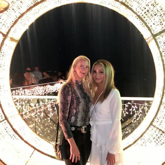 Profile Picture of Rachel Cornatzer (@rccornatzer) on Poshmark