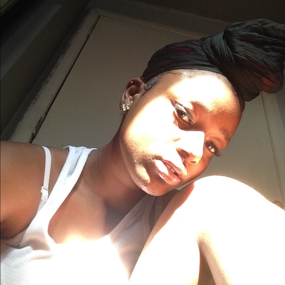 Kiersten Manning - Poshmark Profile Picture of Kiersten Manning (@beauty_kkkk) on Poshmark