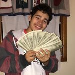 Profile Picture of Chasin Da Bag 💰💰💰 (@aaron_roque_) on Instagram