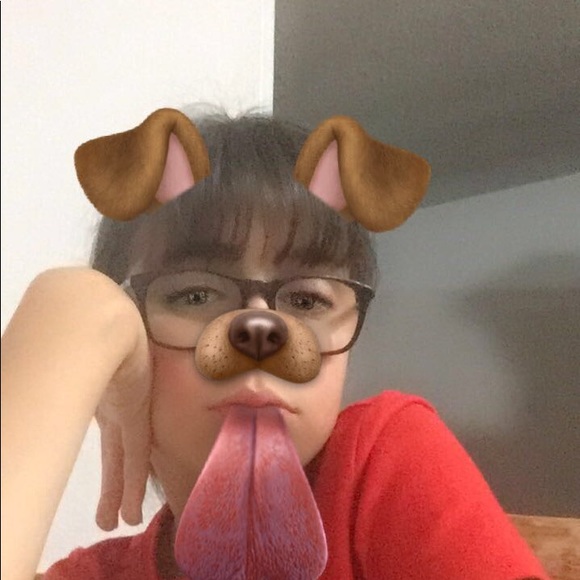 Profile Picture of Hazel Gonzalez (@typicxl_rose07) on Poshmark