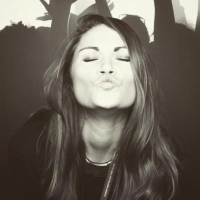 Profile Picture of Holly Driver (@hollyannedriver) on Twitter