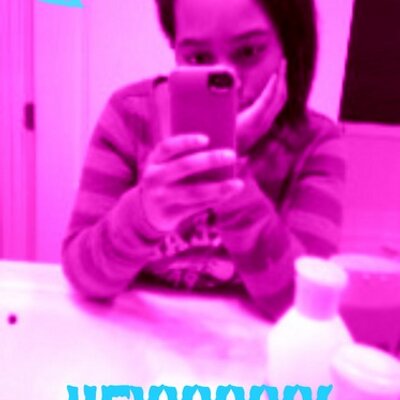 Profile Picture of Parris Leslie (@love_bug5200) on Twitter