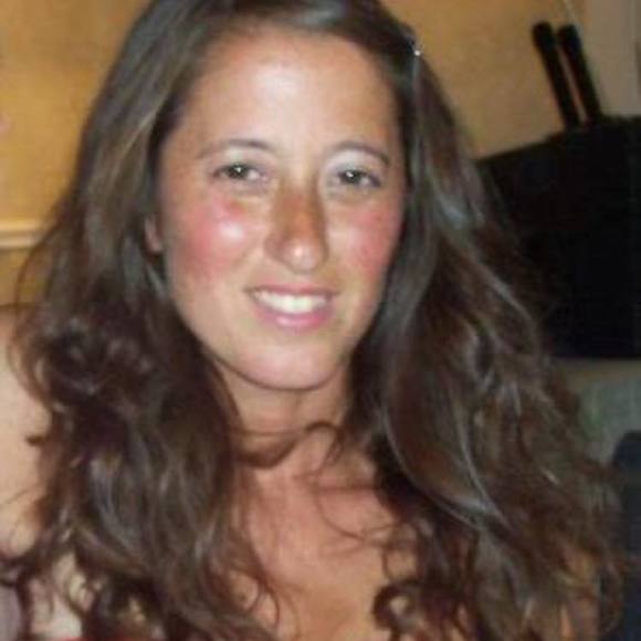 Profile Picture of Laura Lafrancois (@lauralafrancois) on Poshmark