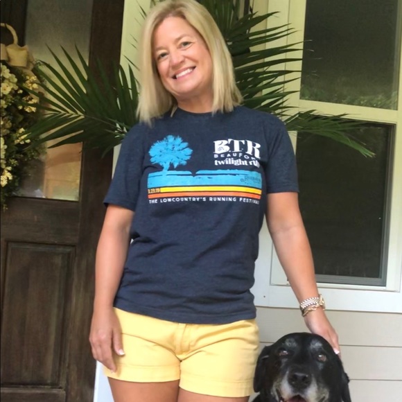 Profile Picture of Kristi Rosengarten (@kristirosengart) on Poshmark