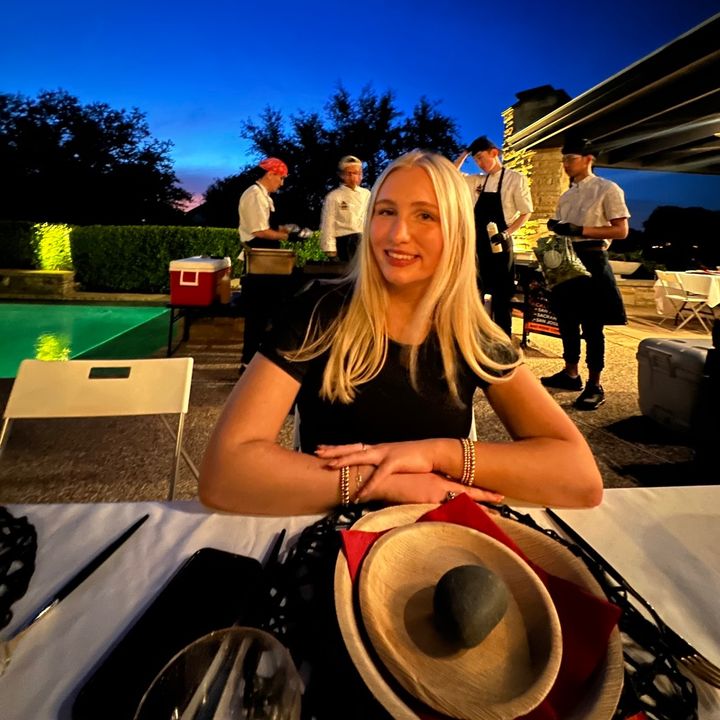 Profile Picture of caleckert (@caleckert) on Tiktok