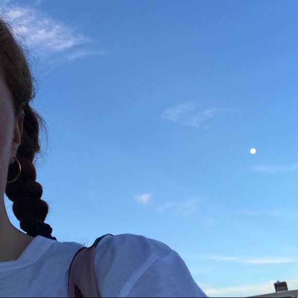 Profile Picture of Caroline Tevnan (@ctevs) on Poshmark