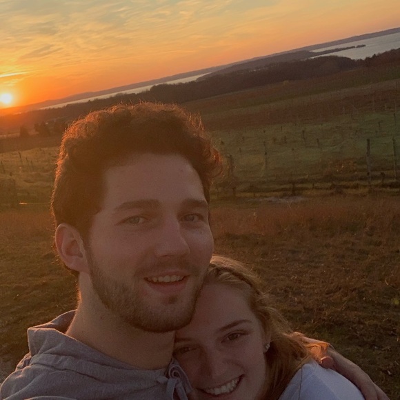 Profile Picture of Chase Grierson (@chase_grierson) on Poshmark