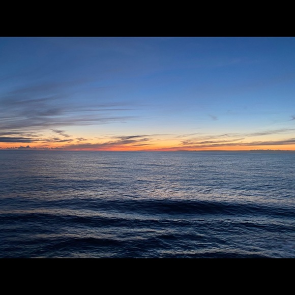 Robert Weissenfluh - Poshmark Profile Picture of Robert Weissenfluh (@rrweis) on Poshmark