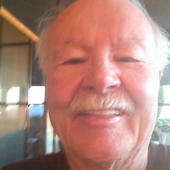 Profile Picture of David Burt (@drb6143) on Poshmark