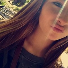 Profile Picture of Lizzy Kowallek (@LizzyTh3Lizard) on Twitter