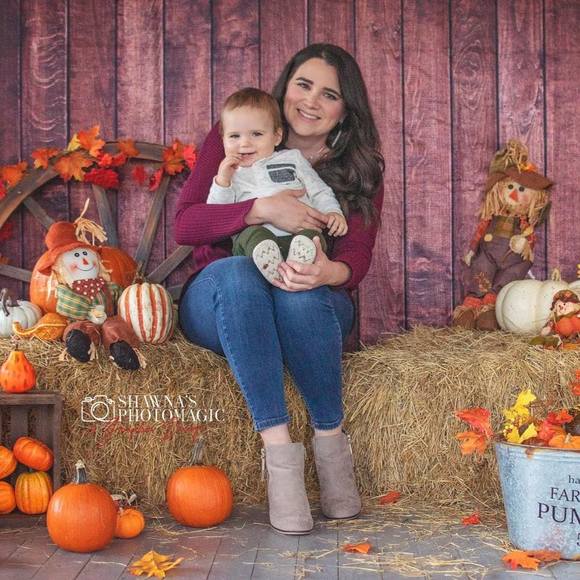 Profile Picture of Haley Chapman (@millshb) on Poshmark