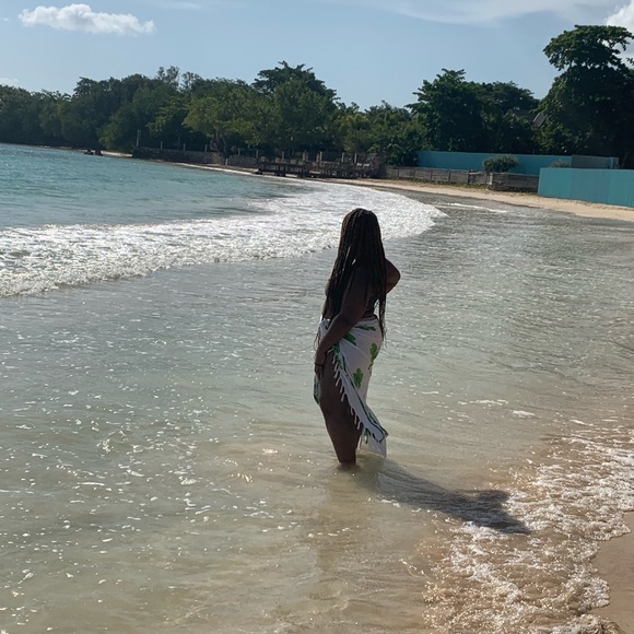 Profile Picture of Adora Vaughan (@adorav) on Poshmark