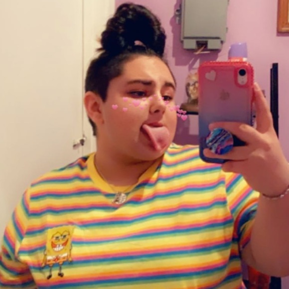 Profile Picture of Alexus Gonzales (@biscuitboo25) on Poshmark