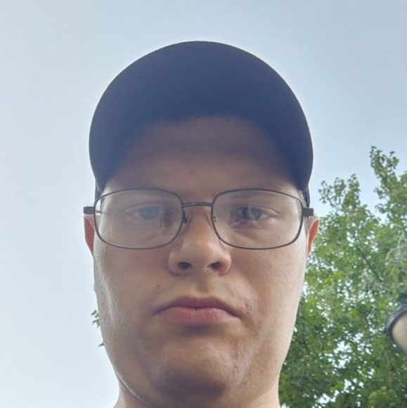 Profile Picture of Matthew Dupont (@mbdupont97) on Poshmark