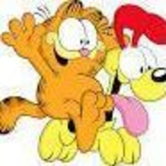 Profile Picture of Amy Wegrzyn (@amyewegrzyn) on Poshmark