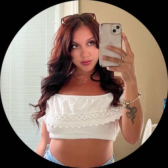 Profile Picture of Maraye Piperata (@maraye08) on Poshmark