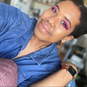 Profile Picture of Victoria McGee (@simplyveesdesigns) on Pinterest