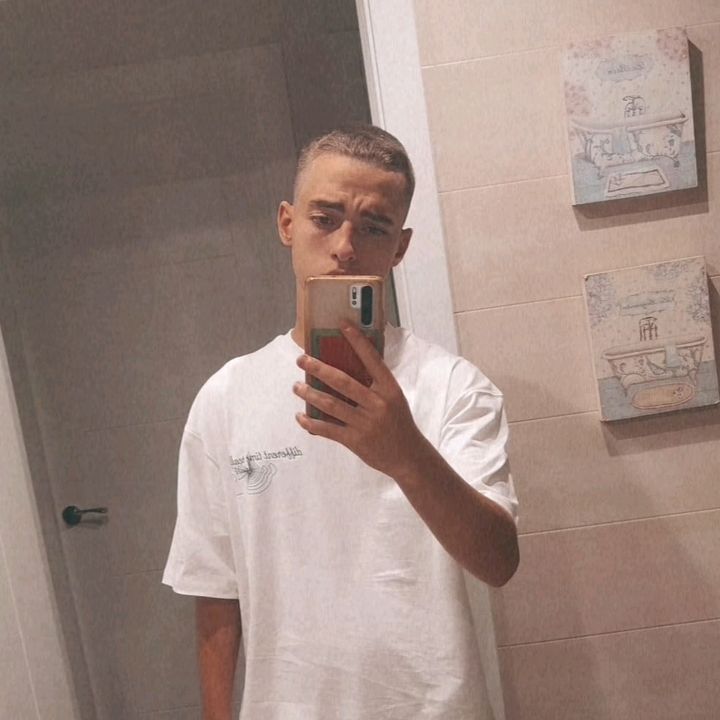 Profile Picture of Ruben Almodovar (@ruubeentj) on Tiktok