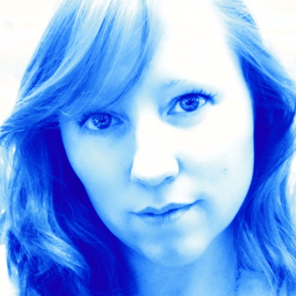 Profile Picture of Tammy Langholz dexter (@tmdex) on Poshmark