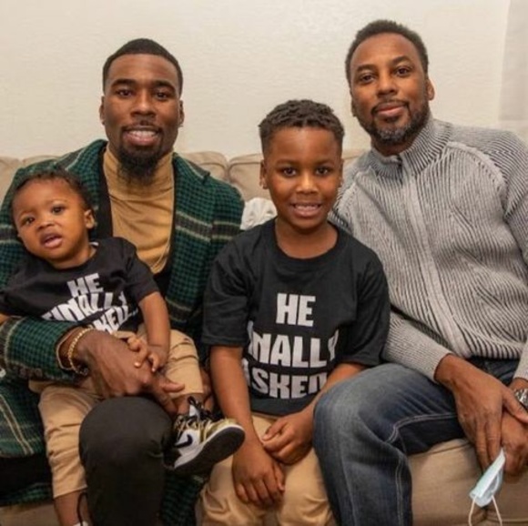 Profile Picture of Eric Pryor (@edpryor1) on Poshmark