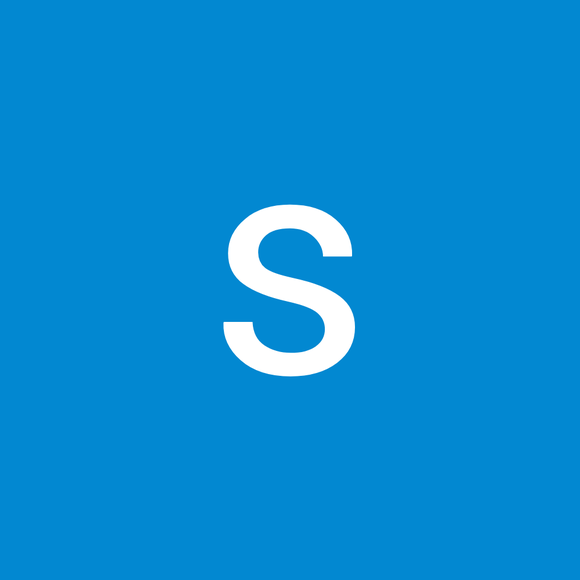 Profile Picture of Sally Akrawi (@sally_akrawi) on Poshmark