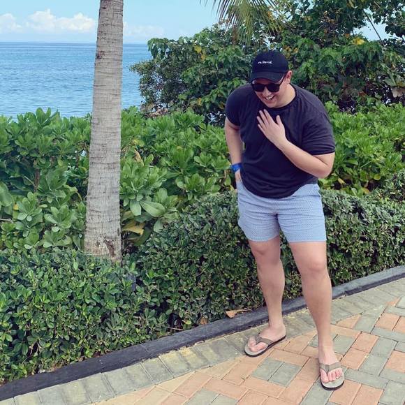 Profile Picture of Derrick Colby (@dsheatler) on Poshmark
