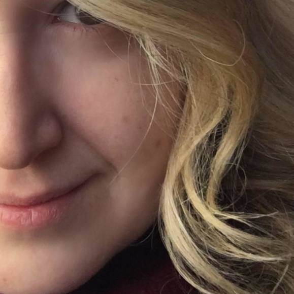 Profile Picture of Aaron Haefele (@aaronhalf) on Poshmark