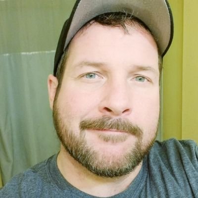 Profile Picture of Kevin Marshman (@bearcanboy) on Twitter