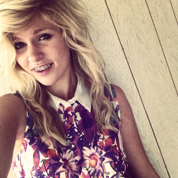 Profile Picture of Jaydn Rosell (@jaydnzz) on Poshmark