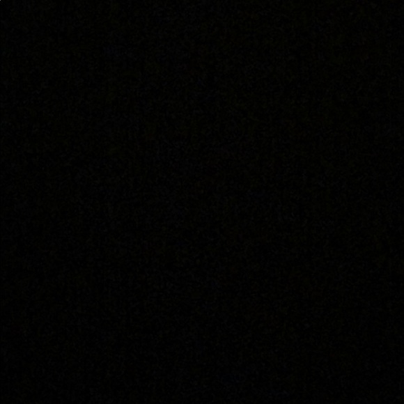 Profile Picture of Alice Flores (@aliceflores782) on Poshmark