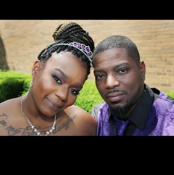 Profile Picture of Alisha Moore (@tyalisha12) on Poshmark