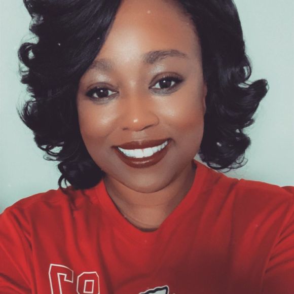 Profile Picture of Monique Mcconnell (@moniquemcconnel) on Poshmark