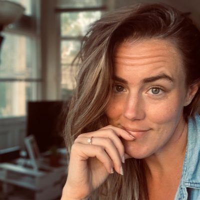 Profile Picture of Natalie George (@NatalieLynnG) on Twitter