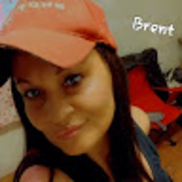 Profile Picture of Sam Douglas (@sambonmarc78) on Poshmark