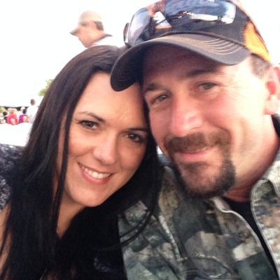 Profile Picture of AdamCynthia Ferguson (@BuntingCynthia) on Twitter